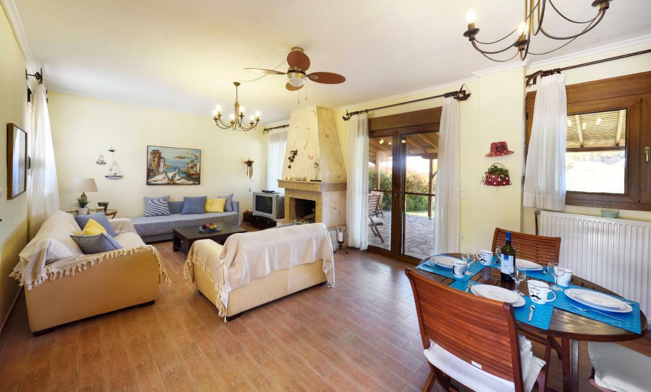 Sani Beach Villa Kültér fotó