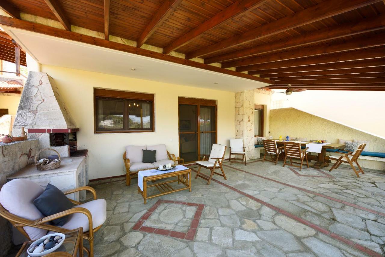 Sani Beach Villa Kültér fotó